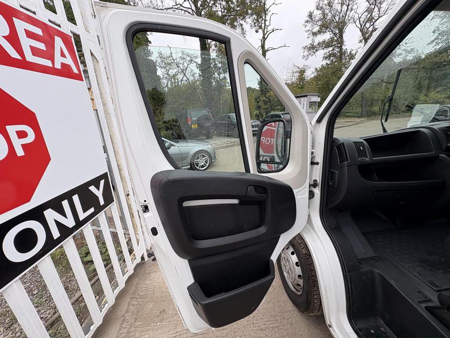 2019 Citroen Relay – Model: Relay 35 L2H2 Enterprise Blue HDi S/S – FV69XSL
