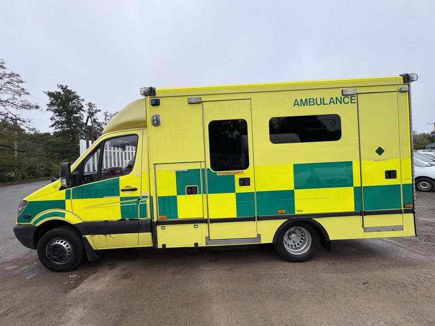 2007 Mercedes-Benz Sprinter – Model: Sprinter 515 CDi MWB – CN07AHX