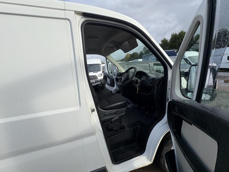 2016 Peugeot Boxer – Model: Boxer 333 Professional L1H1 HDi – YW65EOP