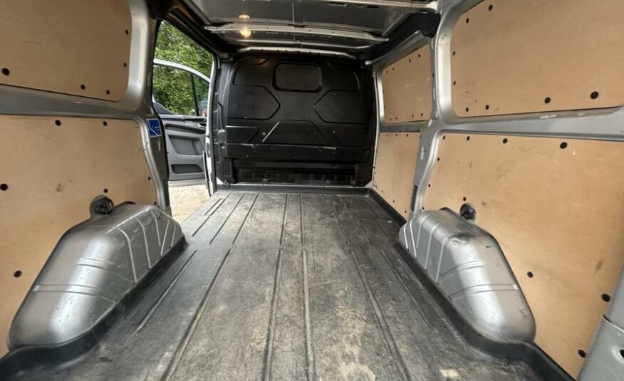 2019 Ford Transit Custom – Model: Transit Custom 300 Limited – BK19XYM
