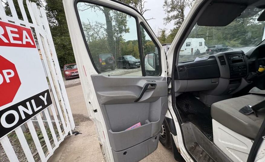 2006 Volkswagen Crafter – Model: Crafter CR35 136 LWB – VU56OWZ