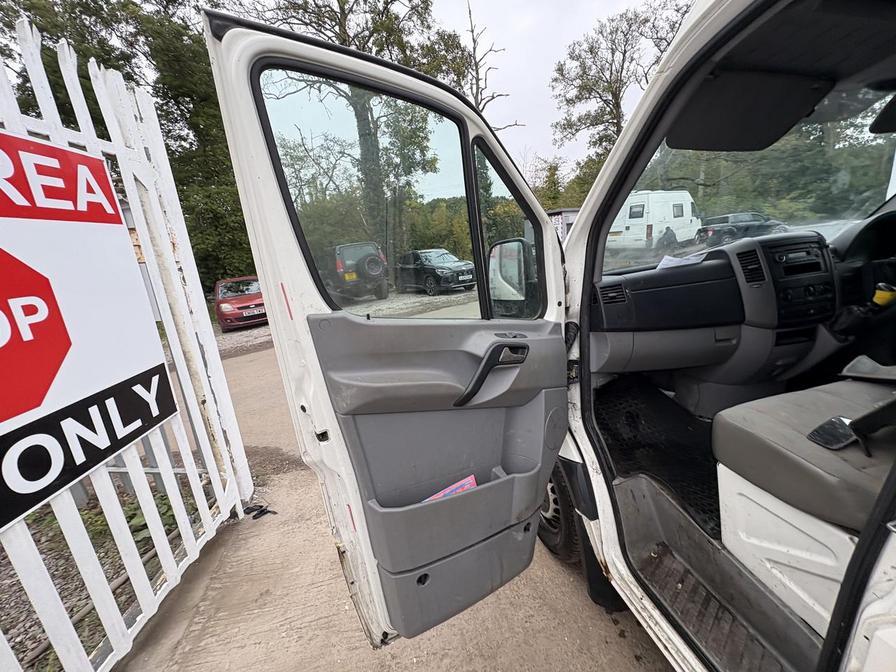 2006 Volkswagen Crafter – Model: Crafter CR35 136 LWB – VU56OWZ