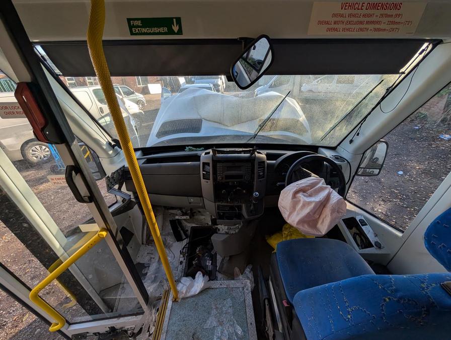 2016 Mercedes-Benz Sprinter – Model: Sprinter 513 CDI – KX66UVV