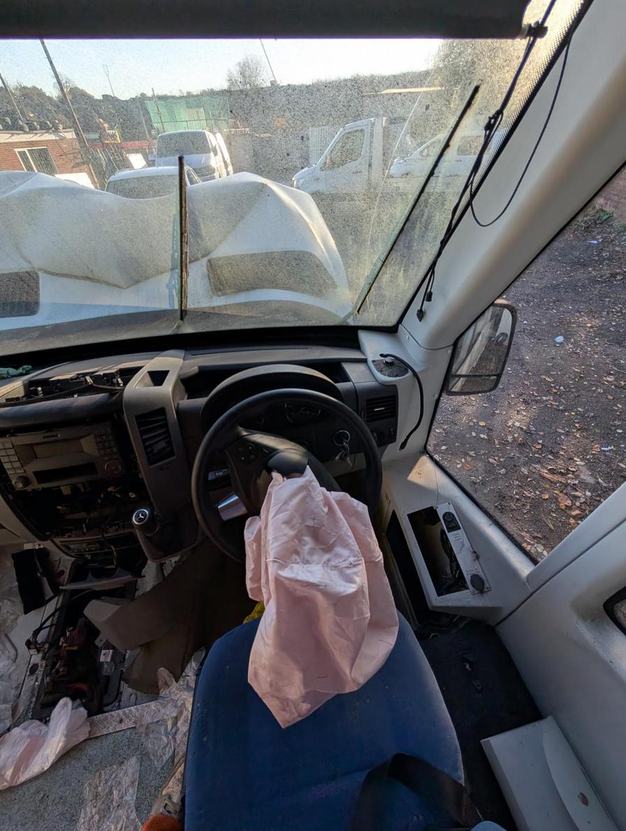 2016 Mercedes-Benz Sprinter – Model: Sprinter 513 CDI – KX66UVV