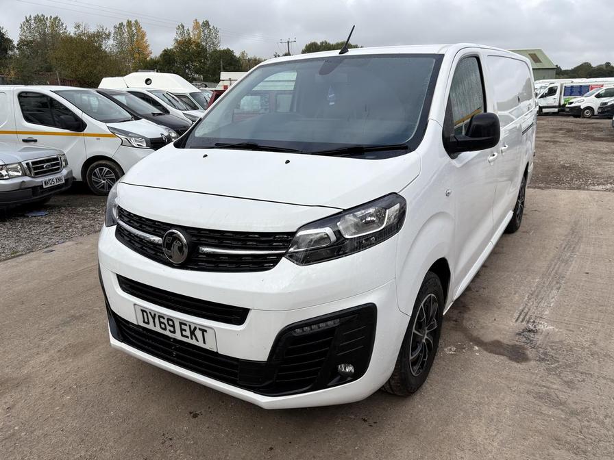 2019 Vauxhall Vivaro – Model: Vivaro 2900 Sportive S/S – DY69EKT