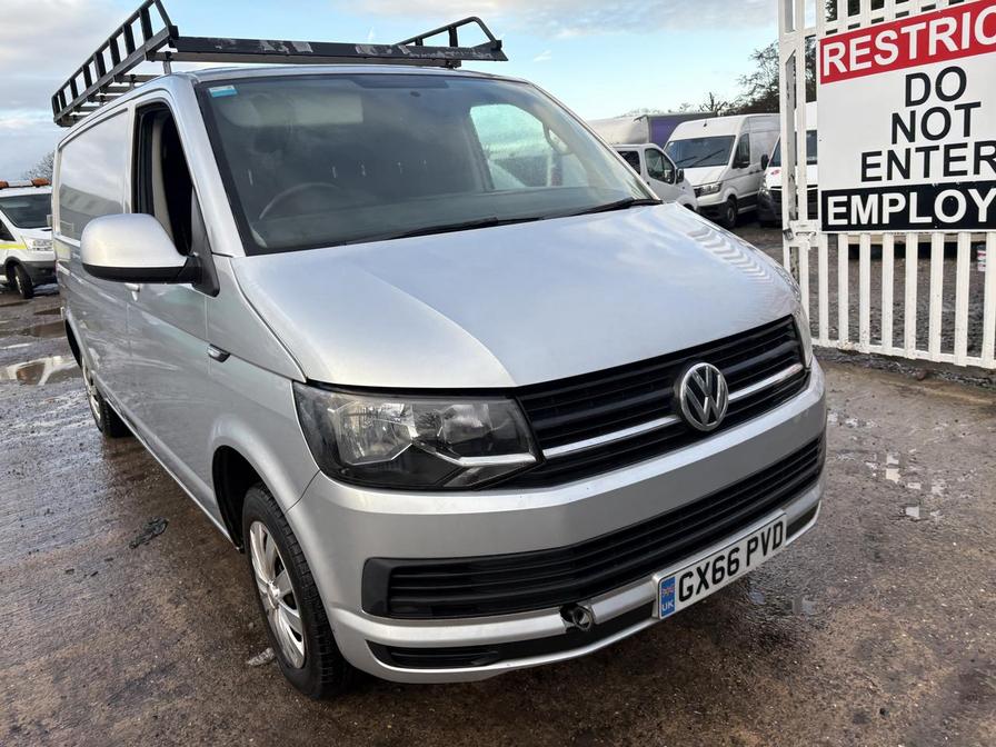 2016 Volkswagen Transporter – Model: Transporter T30 Trendline TDI BlueMotion Technology – GX66PVD