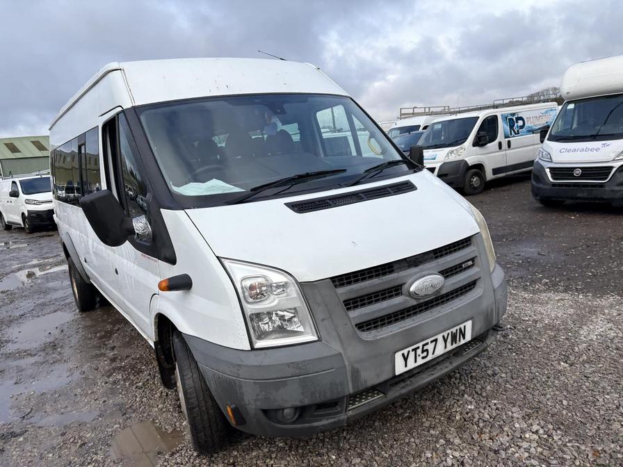 2007 Ford Transit – Model: Transit 100 17-Seat RWD – YT57YWN