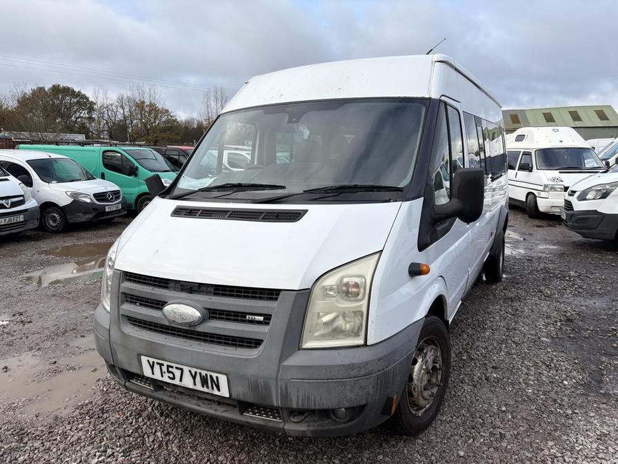 2007 Ford Transit – Model: Transit 100 17-Seat RWD – YT57YWN