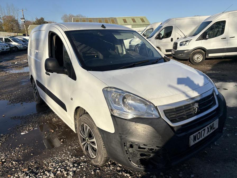 2017 Peugeot Partner – Model: Partner Professional L1 Blue HDi – WO17XML