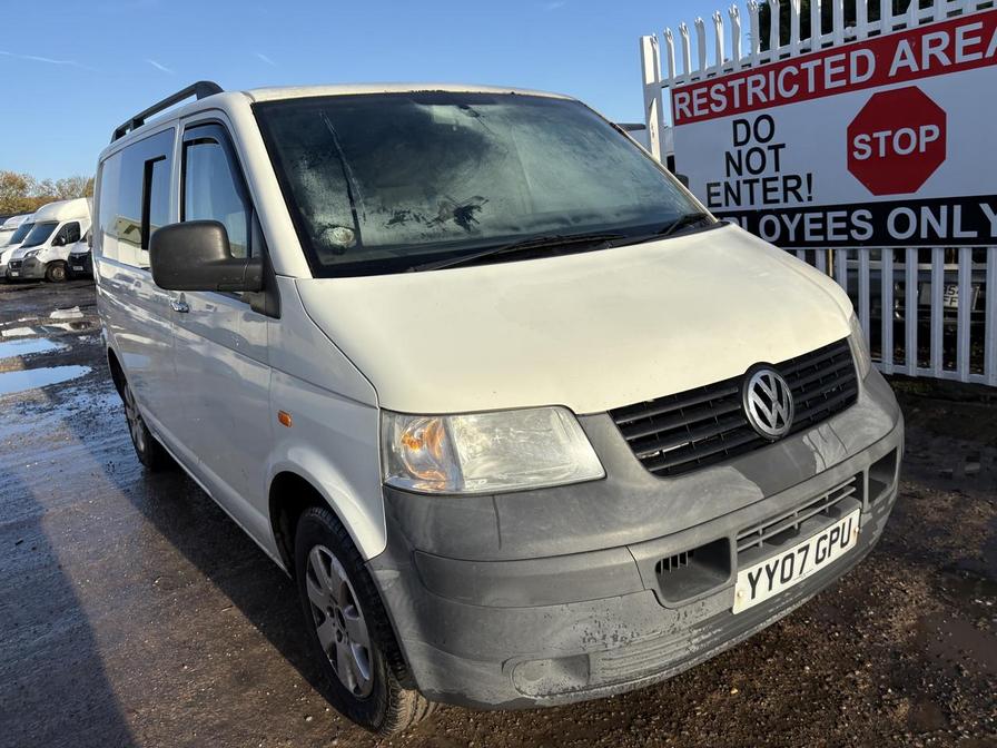 2007 Volkswagen Transporter – Model: Transporter T28 102 TDI SWB – YY07GPU