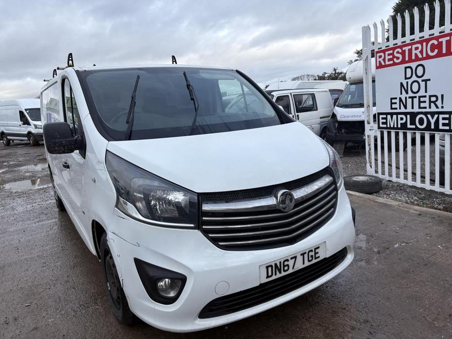 2017 Vauxhall Vivaro – Model: Vivaro  2900 Sportive CDTi – DN67TGE
