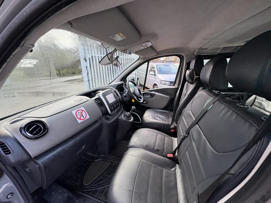 2017 Nissan NV300 – Model: NV300 Tekna DCI – KS17OKA