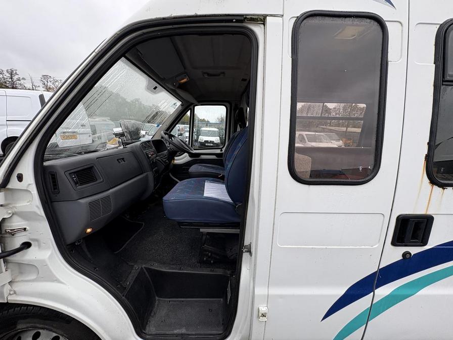 2002 Peugeot Boxer – Model: Boxer 320 LWB – GF02URW