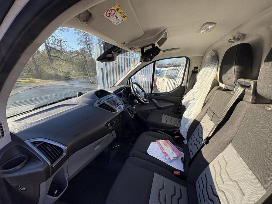 2017 Ford Transit Custom – Model: Transit Custom 270 Limited – HG17NTD