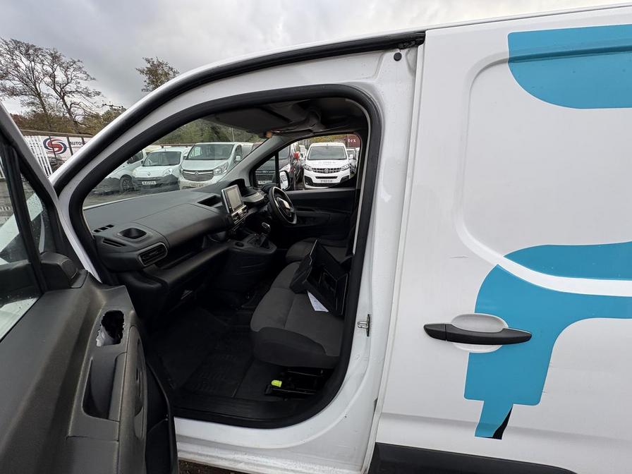 2020 Peugeot Partner – Model: Partner Professional L1 Blue HDi – CV20AMX