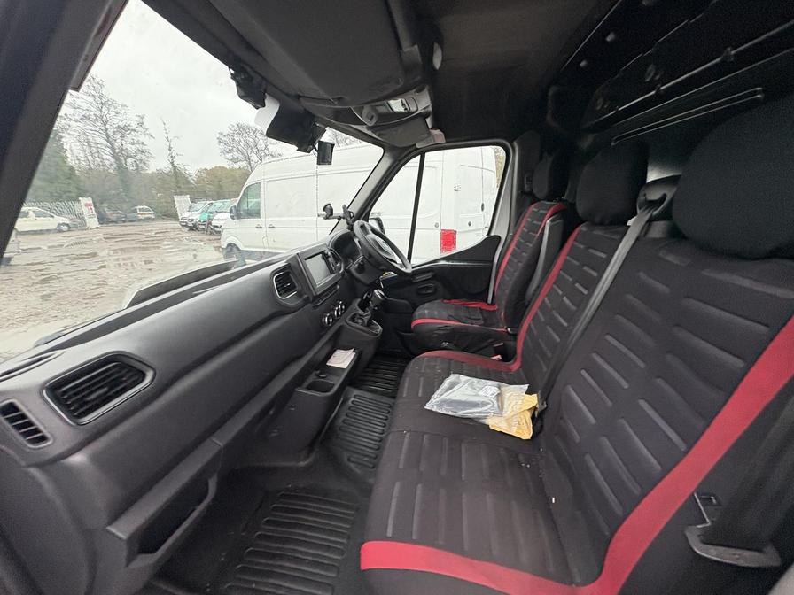 2020 Vauxhall Movano – Model: Movano L3H3 F3500 CDTi – DN70GYV