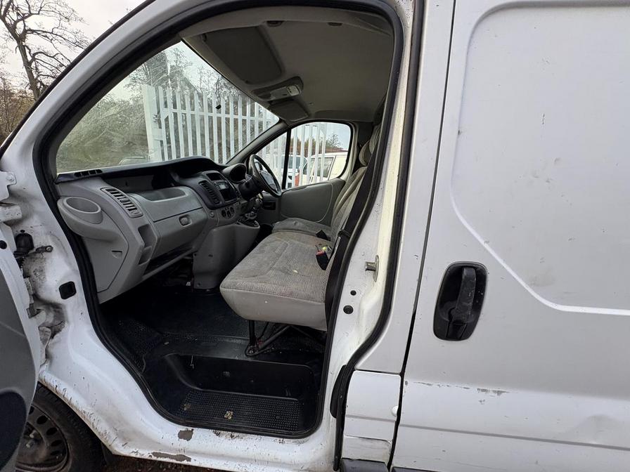 2014 Renault Trafic – Model: Trafic SL27 DCI – LC14XHJ