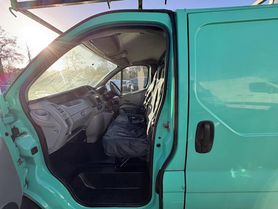 2013 Vauxhall Vivaro – Model: Vivaro  2900 CDTI LWB – BN13DFE