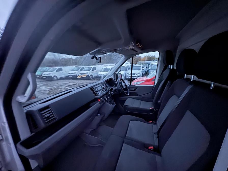 2021 Volkswagen Crafter – Model: Crafter CR35 Startline TDI Auto – RV21ZRG