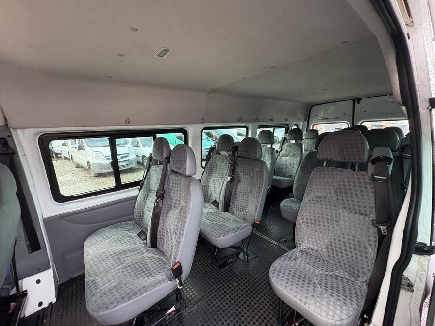 2007 Ford Transit – Model: Transit 100 17-Seat RWD – YT57YWN