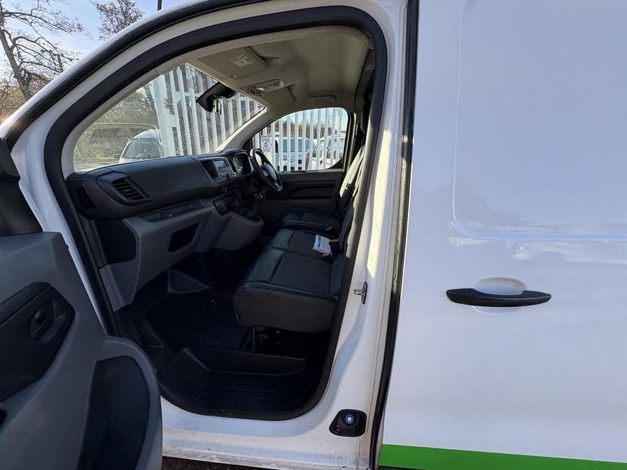 2019 Toyota Proace – Model: Proace Icon – PJ19WFN