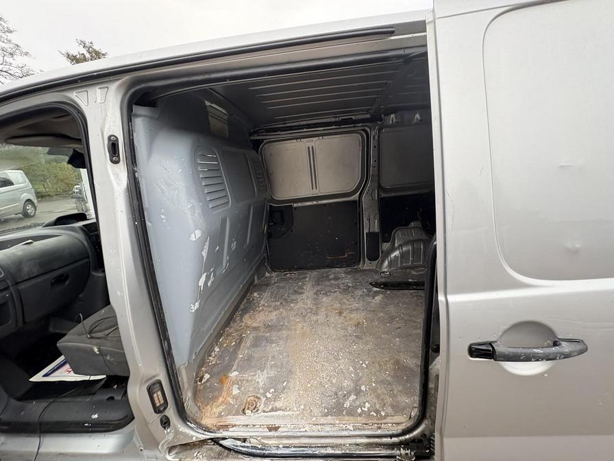 2015 Peugeot Expert – Model: Expert 1000 L1H1 Professional HDi – WK65VTA