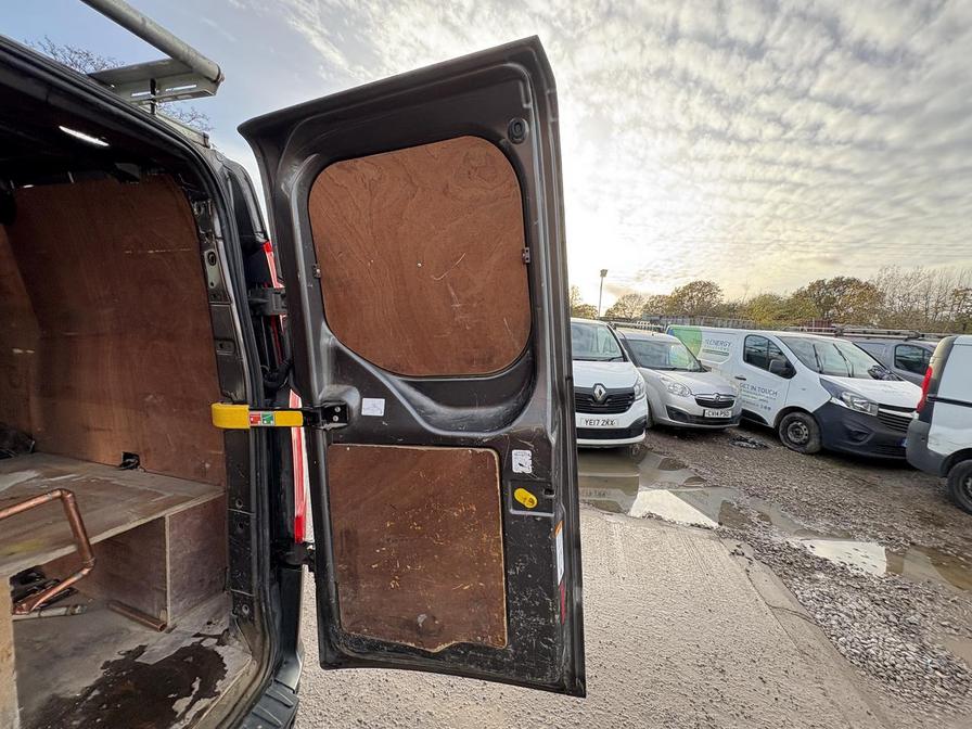 2020 Ford Transit Custom – Model: Transit Custom 300 Limited EcoBlue – MJ70PXH