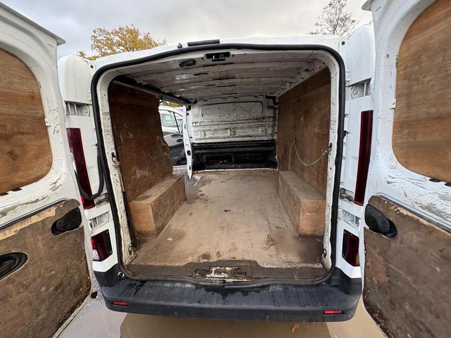 2017 Renault Trafic – Model: Trafic SL27 Business+ dCi – MC17WJO