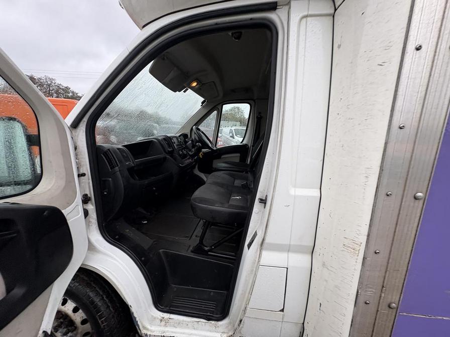 2020 Peugeot Boxer – Model: Boxer 335 Blue HDi – YN70DLU