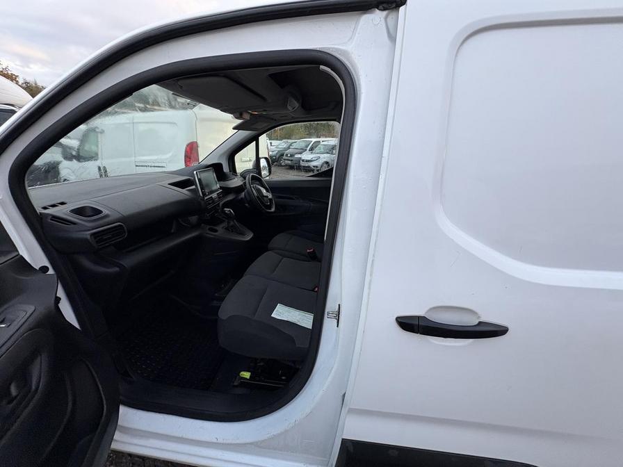 2021 Peugeot Partner – Model: Partner Professional L2 Blue HDi – NU21UHO