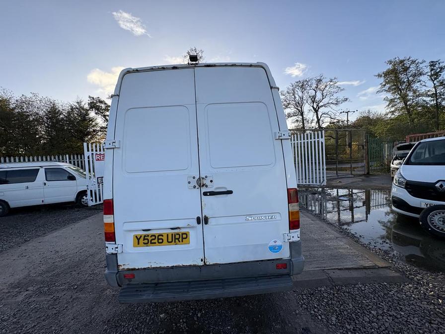 2001 Mercedes-Benz Sprinter – Model: Sprinter 311 CDI LWB – Y526URP