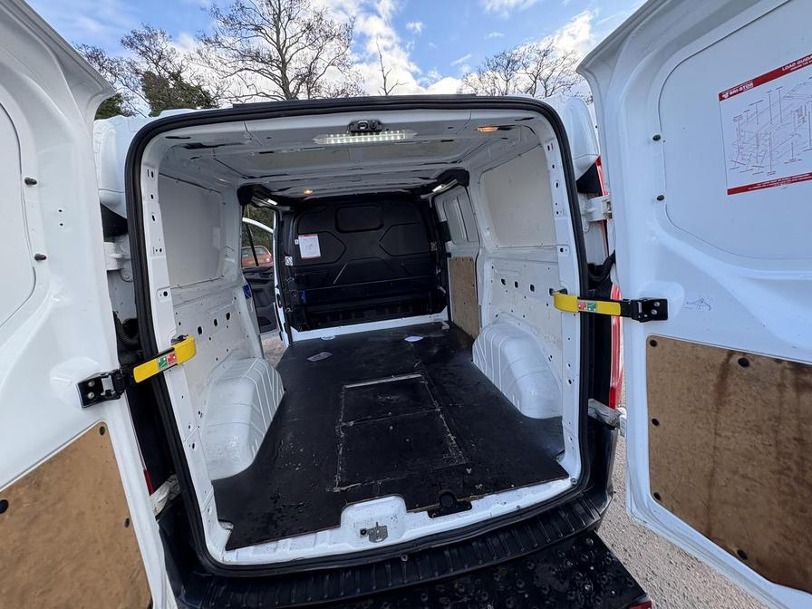 2018 Ford Transit Custom – Model: Transit Custom 320 Base – LD18VRJ