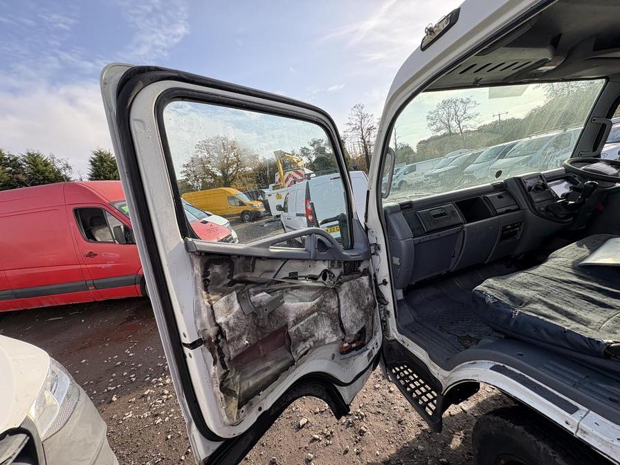 2007 Mitsubishi CVS Canter – Model: Canter 3C13-25 SWB – RX07JUH