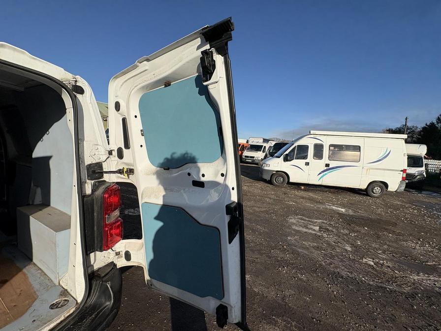 2021 Vauxhall Vivaro – Model: Vivaro 2700 Edition S/S – YC71HKW