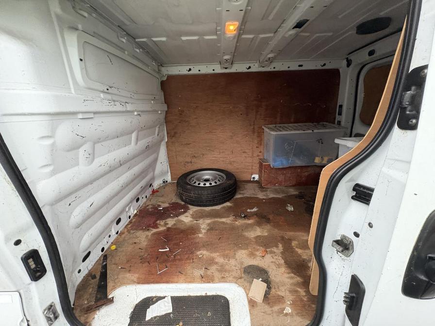 2010 Renault Trafic – Model: Trafic SL29 DCI 115 – HY60WZX