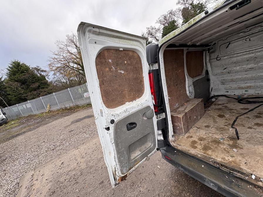 2014 Renault Trafic – Model: Trafic SL27 DCI – LC14XHJ