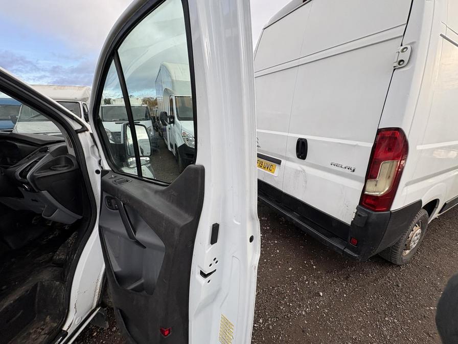 2016 Ford Transit Custom – Model: Transit Custom 270 Limited E-Tech – EO16MFV