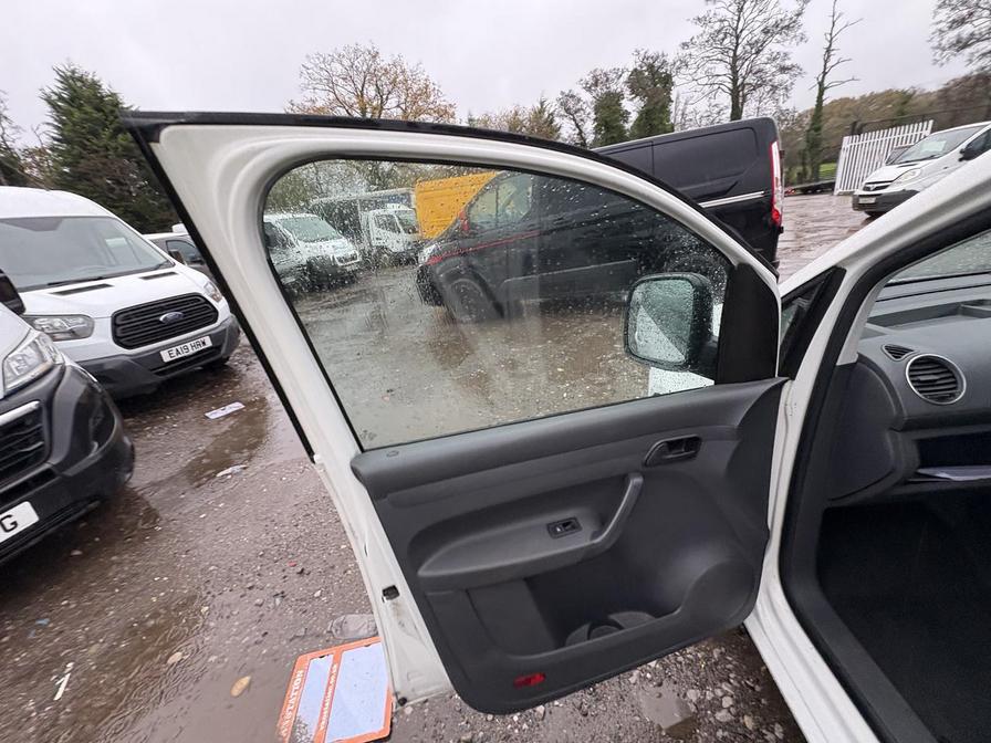 2015 Volkswagen Caddy – Model: Caddy C20 Trendline TDI – GD15WZL