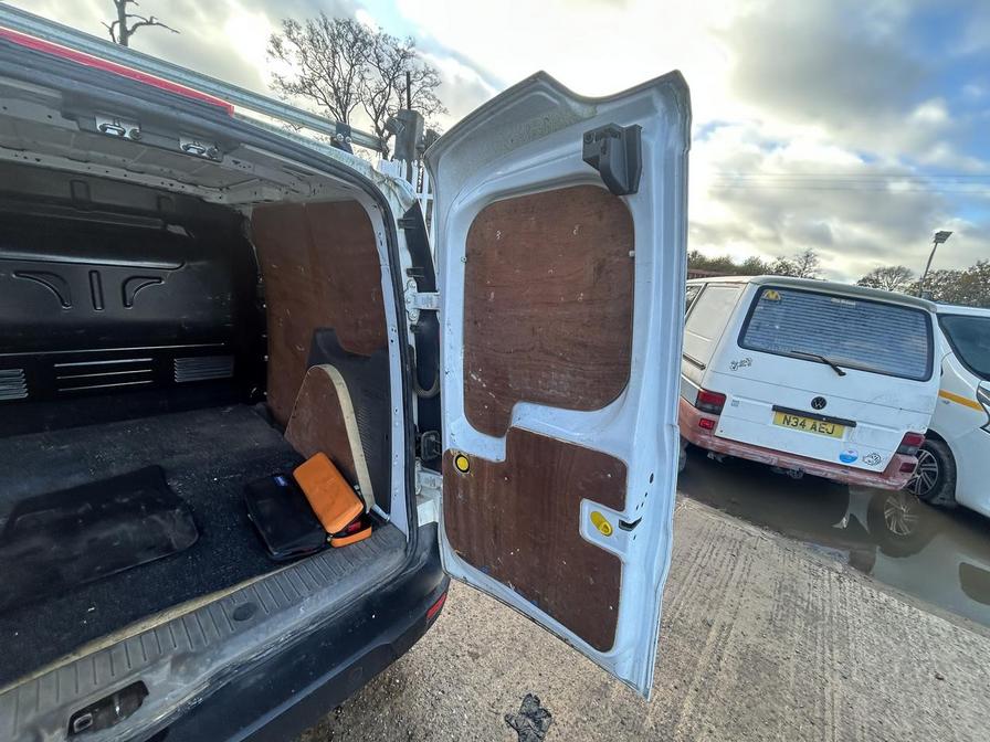 2019 Ford Transit Connect – Model: Transit Connect 200 Trend TDCi – WV69UVA