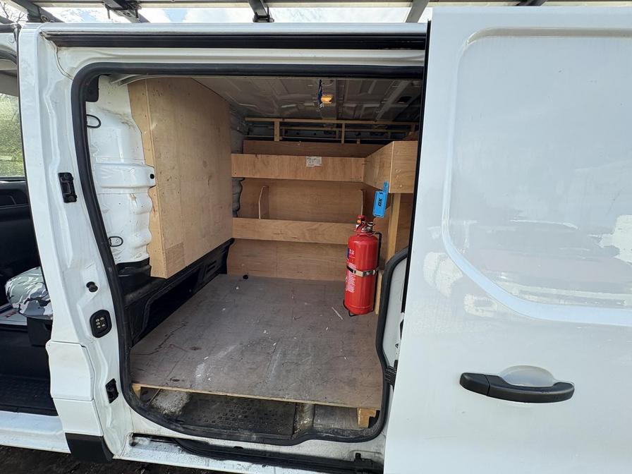 2020 Renault Trafic – Model: Trafic LL30 Business+ Energy dCi – YH70WXY