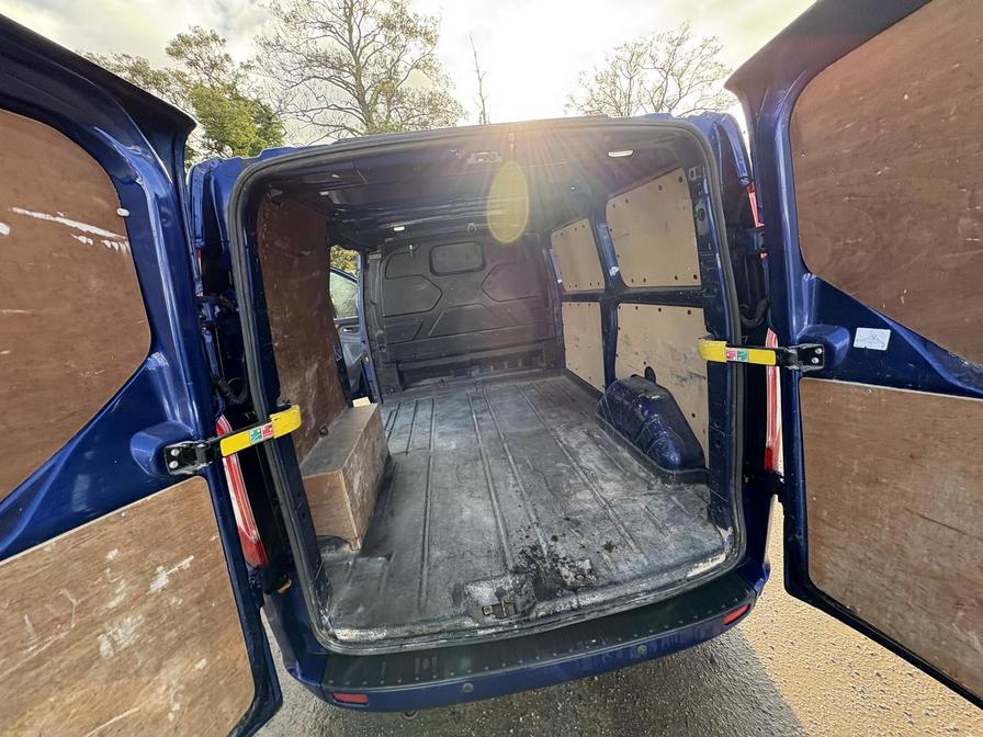 2014 Ford Transit Custom – Model: Transit Custom 290 Ltd E-Tech – EJ64FNM