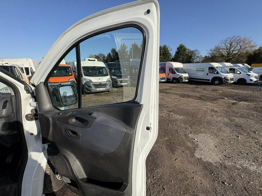 2016 Vauxhall Vivaro – Model: Vivaro  2900 CDTI – DV16HAX