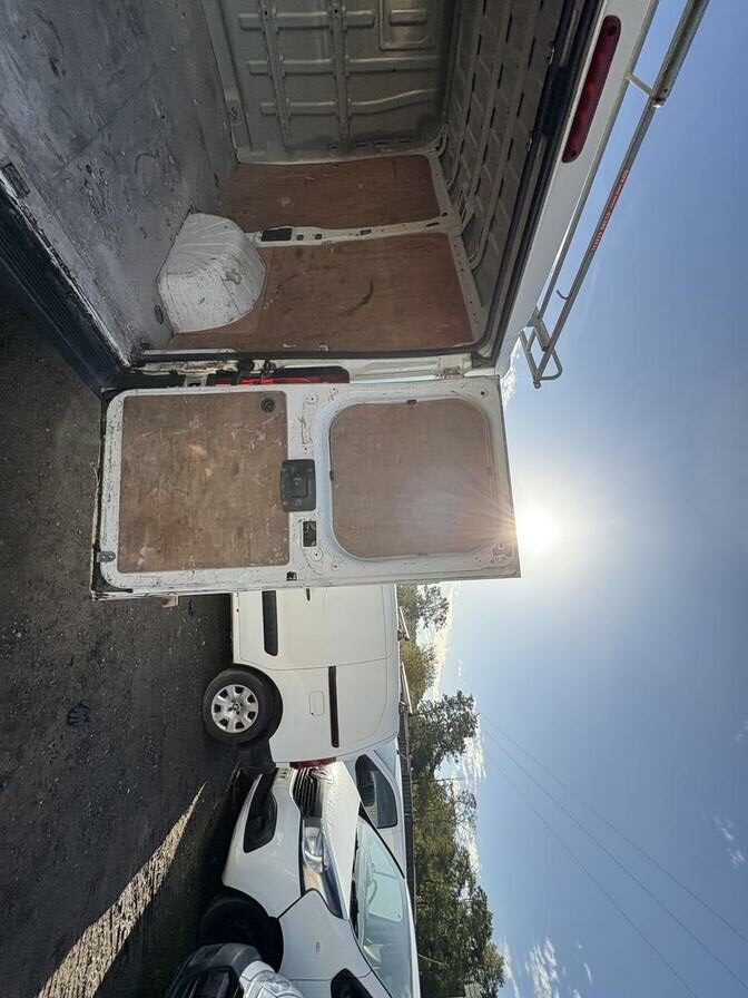 2013 Peugeot Boxer – Model: Boxer 333 L1H1 HDi – CK63FUY