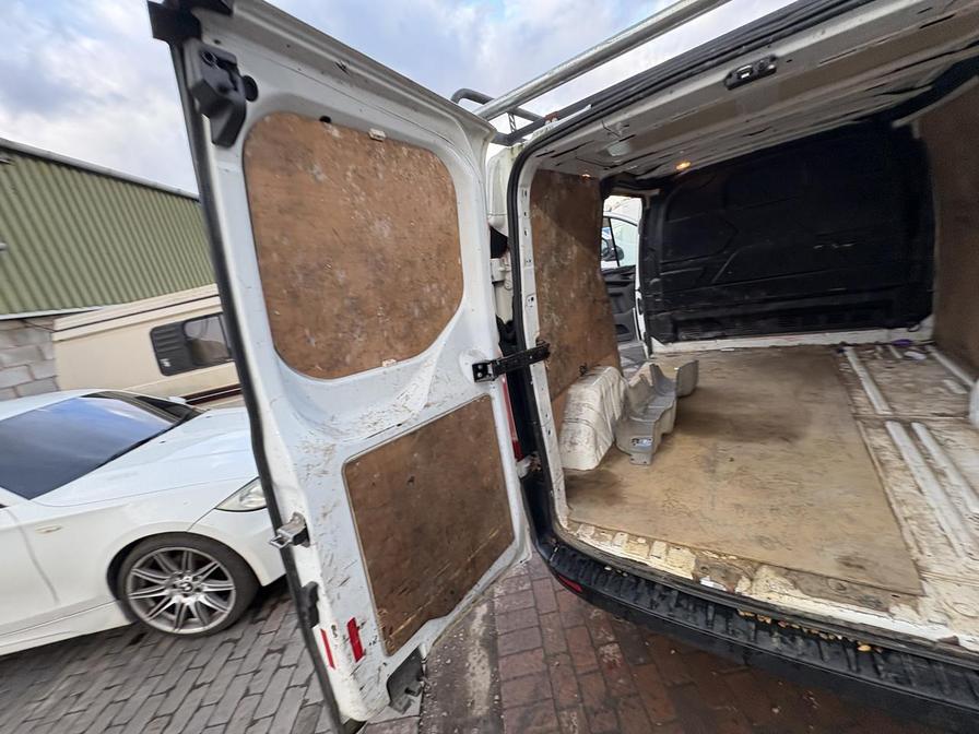 2018 Ford Transit Custom – Model: Transit Custom 300 Base – FP18CFK