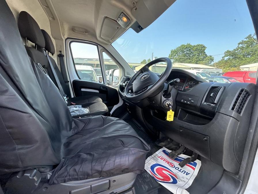 2022 Vauxhall Movano – Model: Movano L2H2 F3500 Dynamic TD S/S – MC22UGU