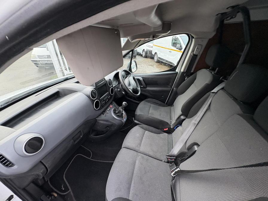 2018 Citroen Berlingo – Model: Berlingo 850 Enterprise Blue HDi – LD18DVC