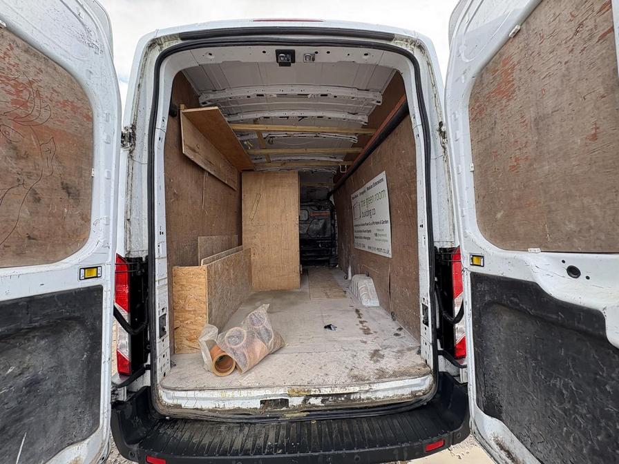 2017 Ford Transit – Model: Transit 350 – YN17VVB