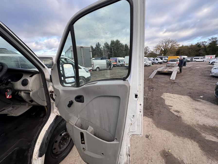2006 Renault Master – Model: Master CCML35 dCi 100 MWB – FE56JHY