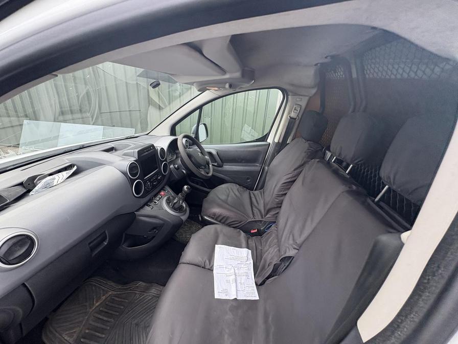 2018 Peugeot Partner – Model: Partner Professional L1 Blue HDi – KR68ETF