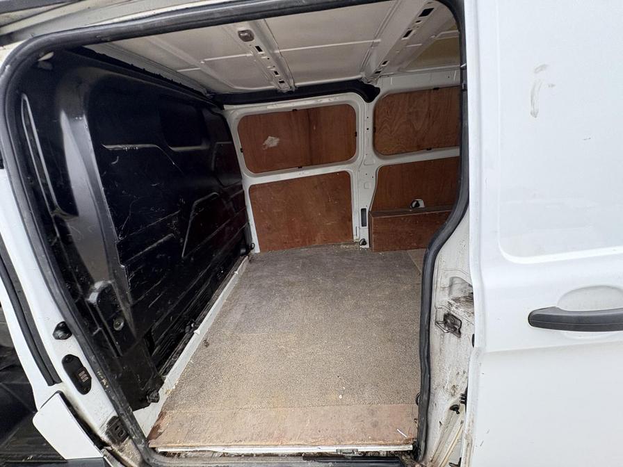 2014 Ford Transit Custom – Model: Transit Custom 290 E-Tech – YE64YRU